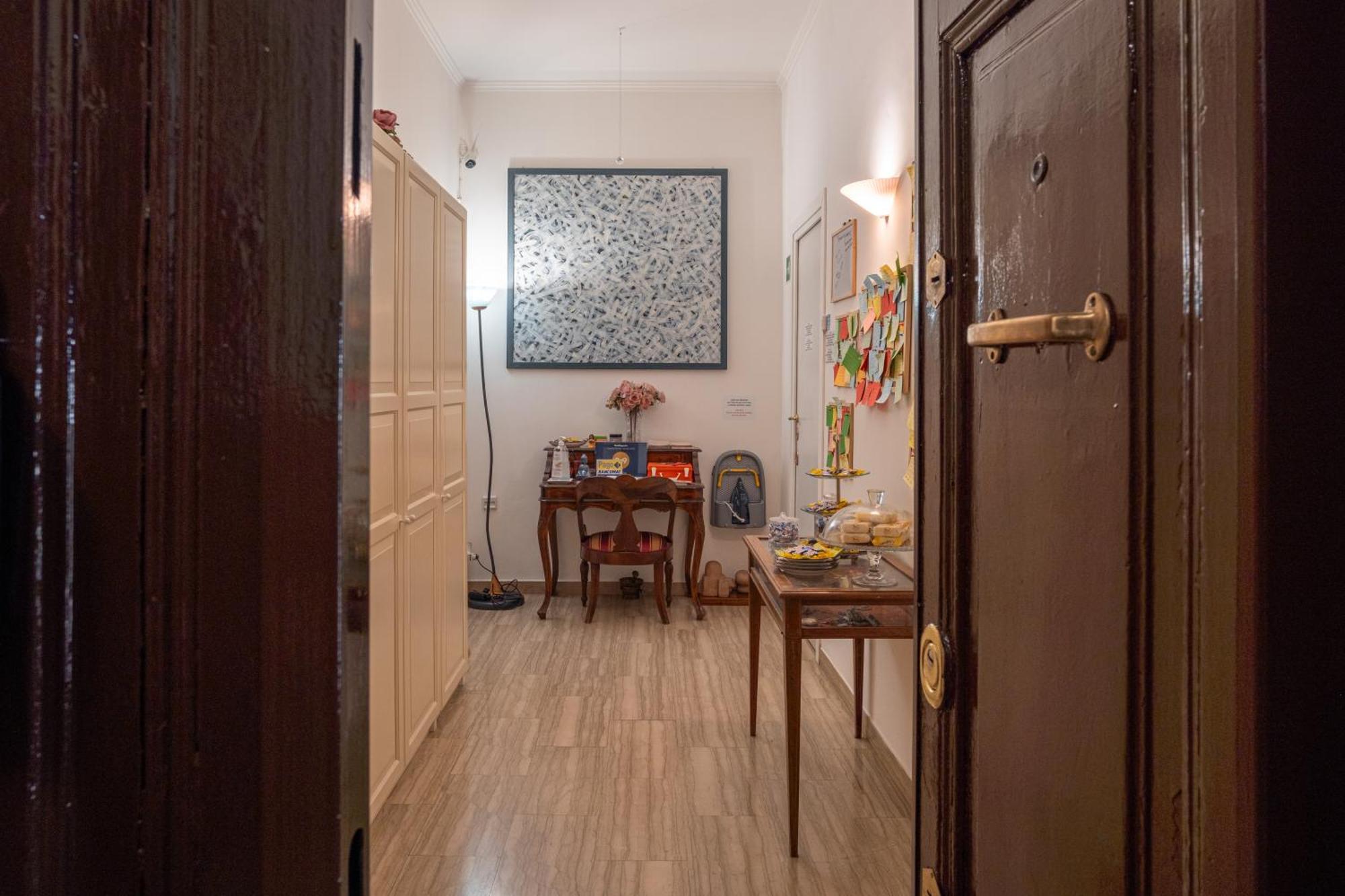 Il Leoncino Bed & Breakfast โรม ภายนอก รูปภาพ