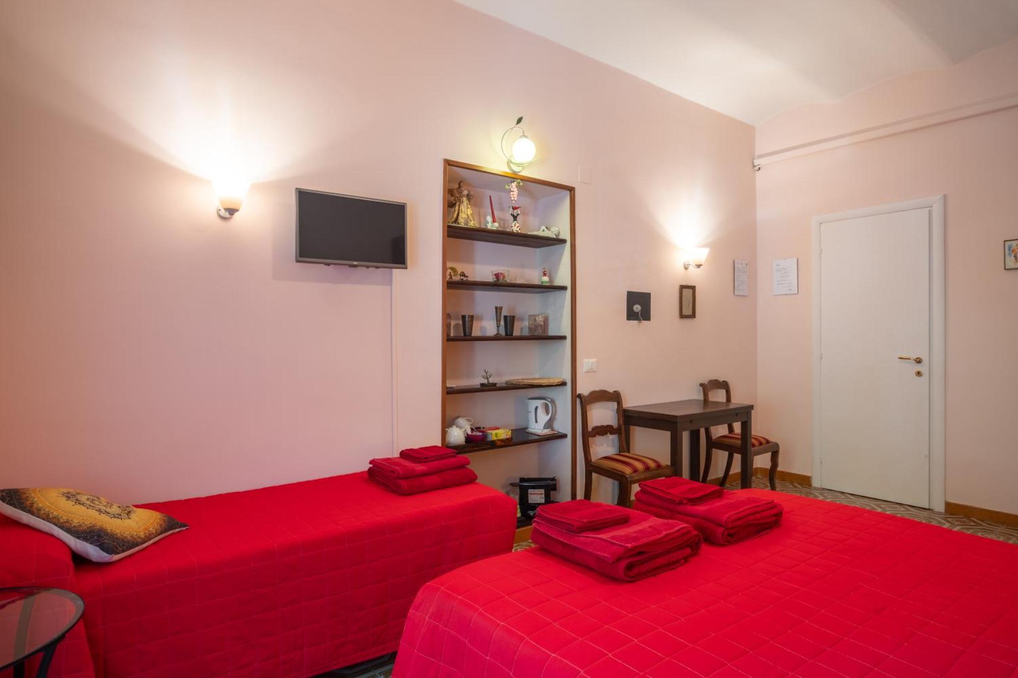 Il Leoncino Bed & Breakfast โรม ภายนอก รูปภาพ